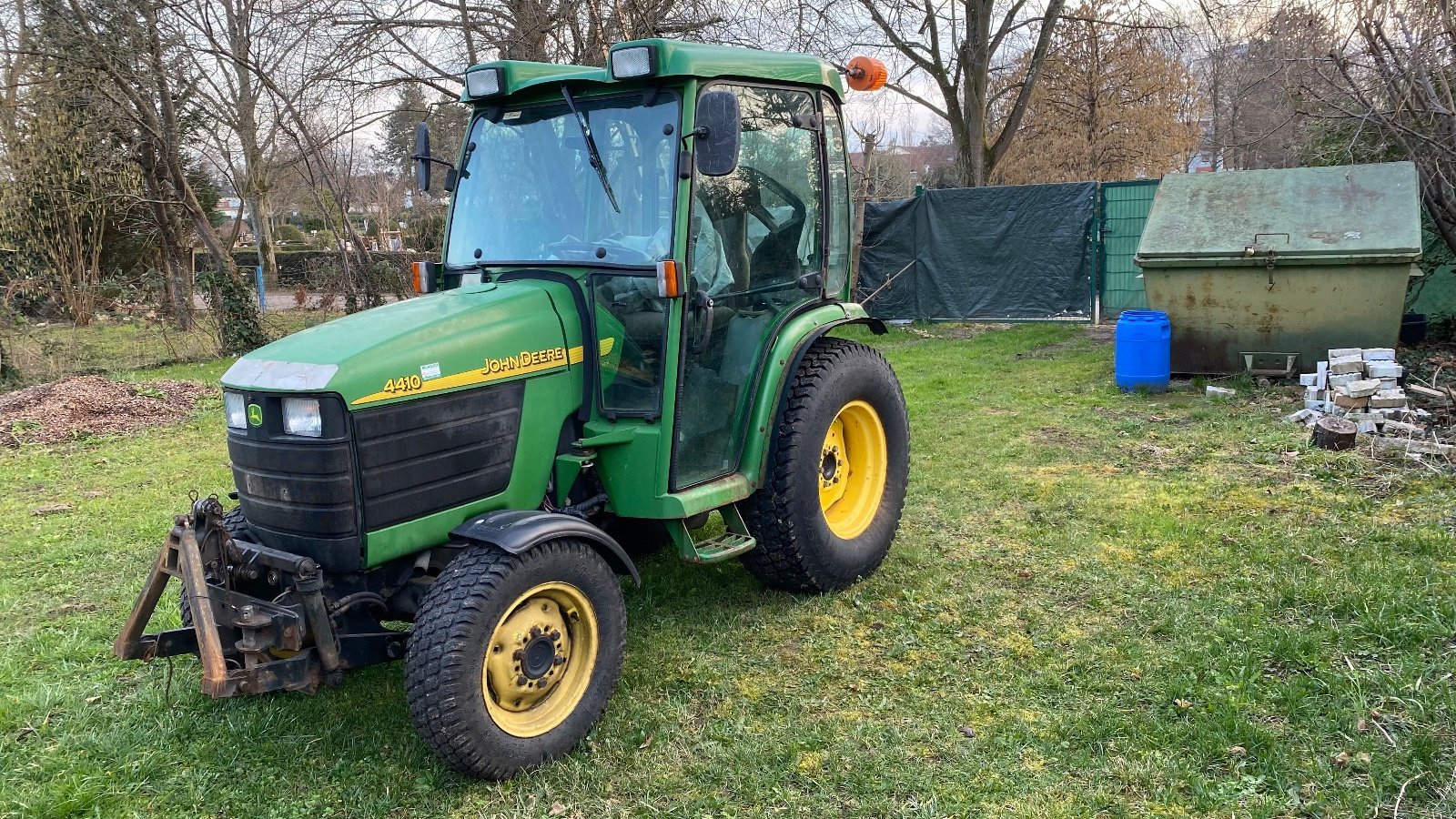 Kommunaltraktor типа John Deere 4410, Gebrauchtmaschine в Weil am Rhein (Фотография 1)