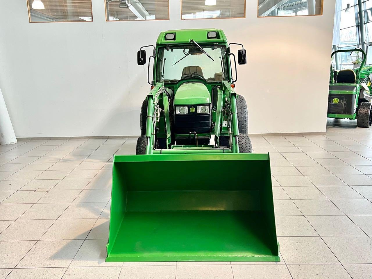 Kommunaltraktor typu John Deere 4700, Gebrauchtmaschine w Neubeckum (Zdjęcie 4)