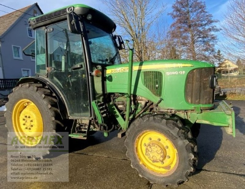 Kommunaltraktor Türe ait John Deere 5080 GF, Gebrauchtmaschine içinde Weißenschirmbach (resim 2)
