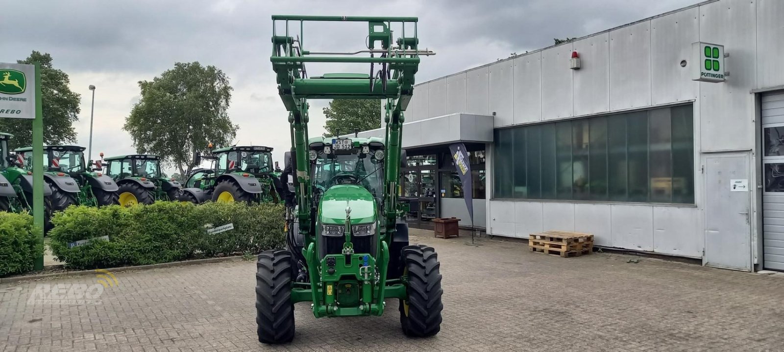 Kommunaltraktor typu John Deere 5120ML, Gebrauchtmaschine v Edewecht (Obrázek 4)
