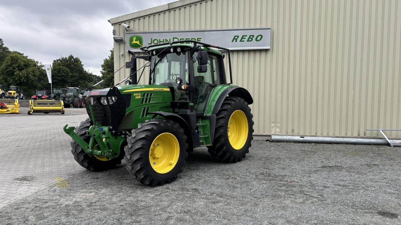 Kommunaltraktor typu John Deere 6120M, Gebrauchtmaschine v Aurich (Obrázek 2)