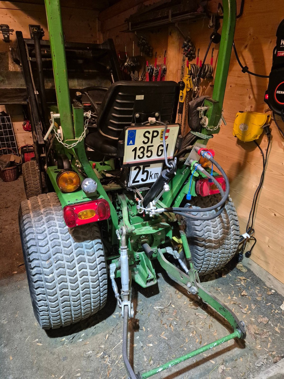 Kommunaltraktor del tipo John Deere 670, Gebrauchtmaschine In Döbriach (Immagine 2)