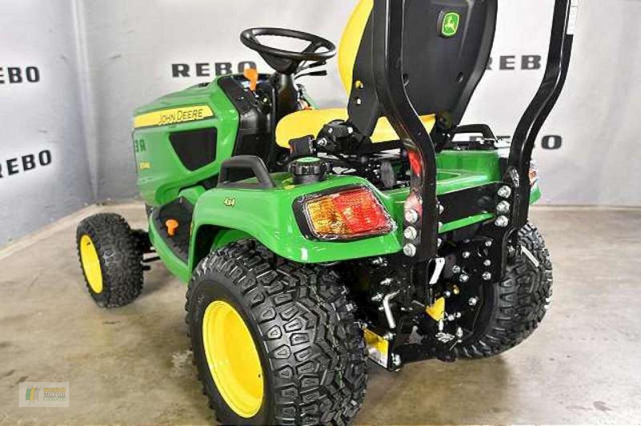 Kommunaltraktor a típus John Deere X948 KOMPAKTTRAKTOR, Neumaschine ekkor: Cloppenburg (Kép 3)