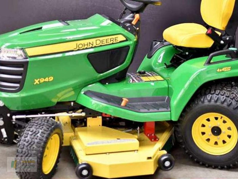 Kommunaltraktor du type John Deere X949 KOMPAKTTRAKTOR, Neumaschine en Cloppenburg (Photo 1)