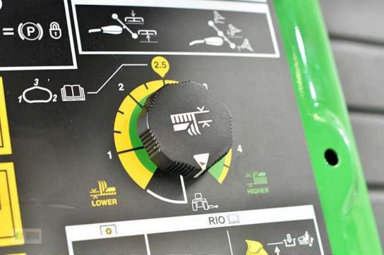 Kommunaltraktor του τύπου John Deere X949 KOMPAKTTRAKTOR, Neumaschine σε Cloppenburg (Φωτογραφία 9)