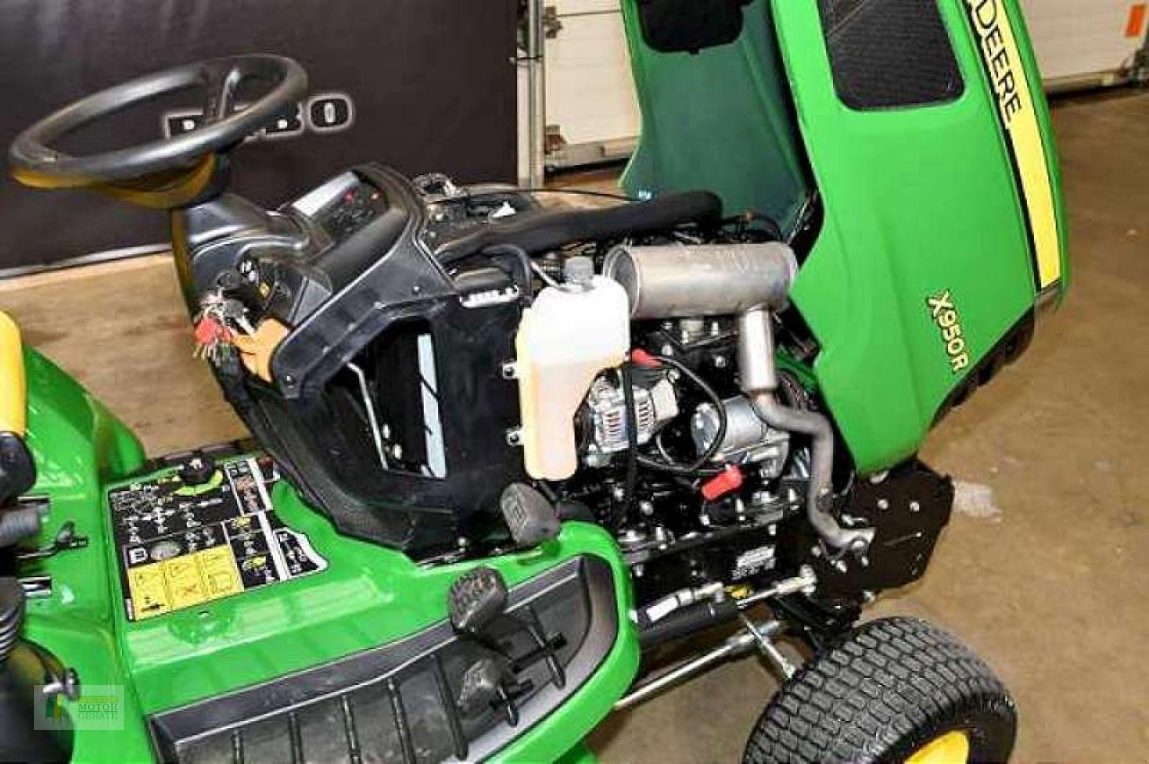 Kommunaltraktor typu John Deere X950R RASENTRAKTOR M, Neumaschine w Winsen (Zdjęcie 9)