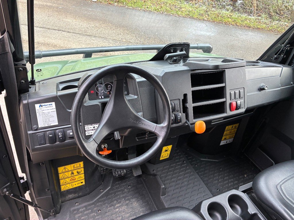 Kommunaltraktor typu John Deere XUV 835 M, Ausstellungsmaschine w Henau (Zdjęcie 5)