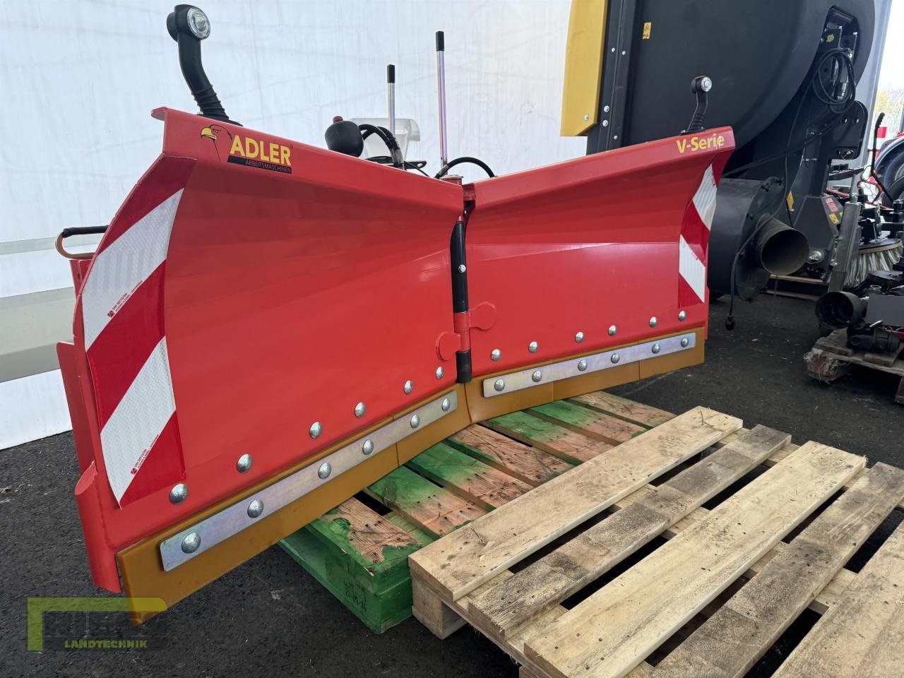 Kommunaltraktor typu Kioti CK 5030 CH + 6 x Anbaugeräte, Gebrauchtmaschine v Homberg/Ohm - Maulbach (Obrázek 5)