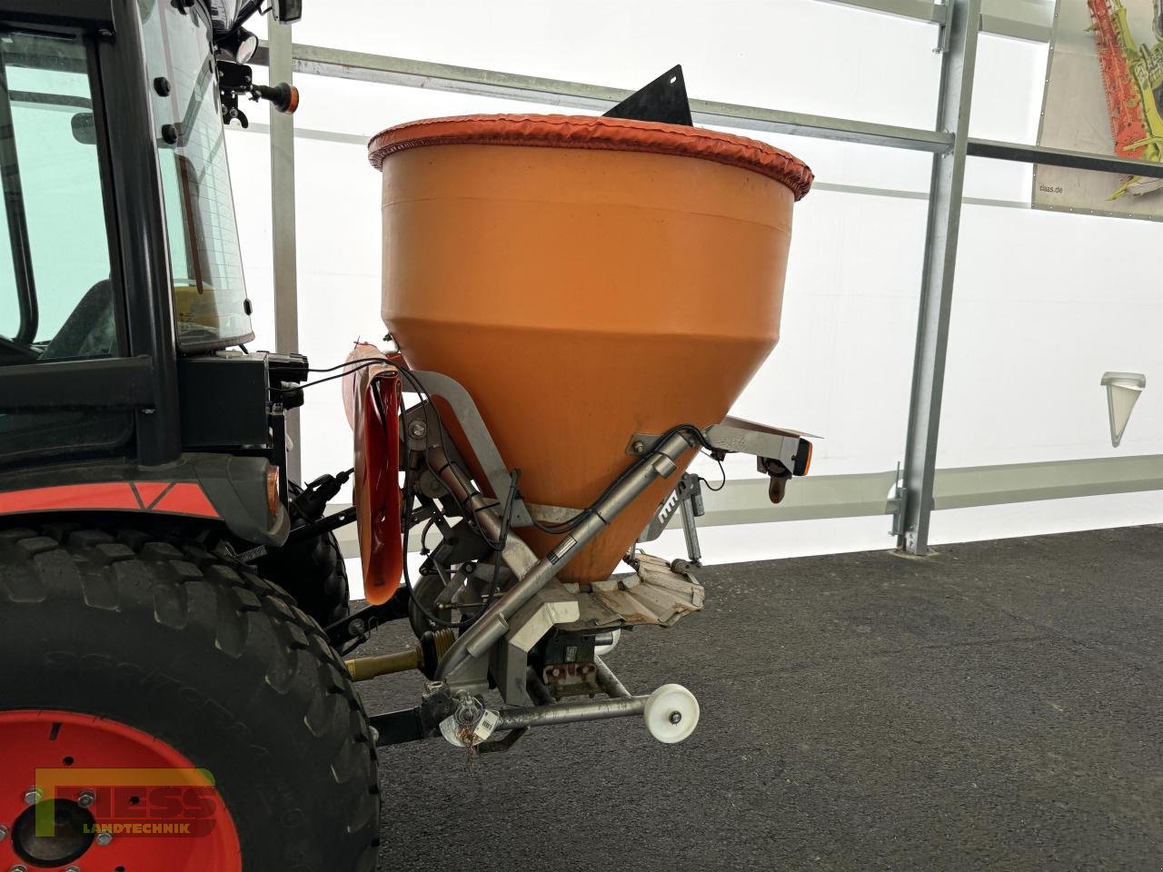 Kommunaltraktor typu Kioti CK 5030 CH + 6 x Anbaugeräte, Gebrauchtmaschine v Homberg/Ohm - Maulbach (Obrázek 7)