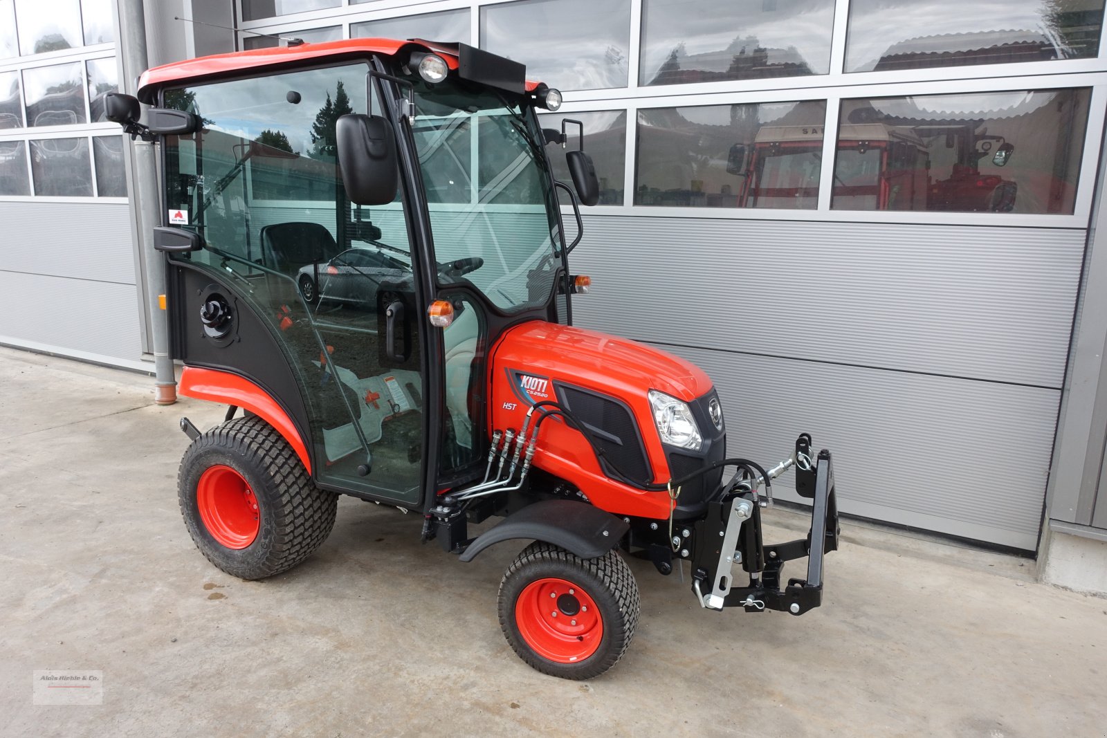 Kommunaltraktor typu Kioti CS2520H, Neumaschine v Tapfheim (Obrázek 10)