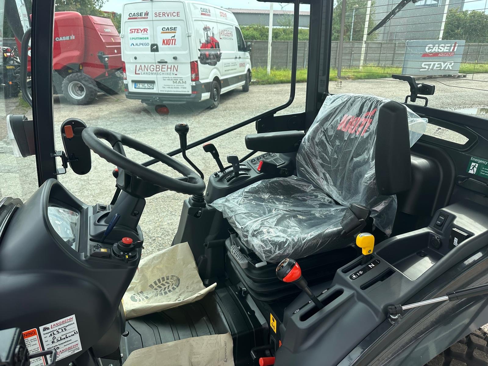 Kommunaltraktor za tip Kioti CX2510CH, Neumaschine u Klempau (Slika 8)