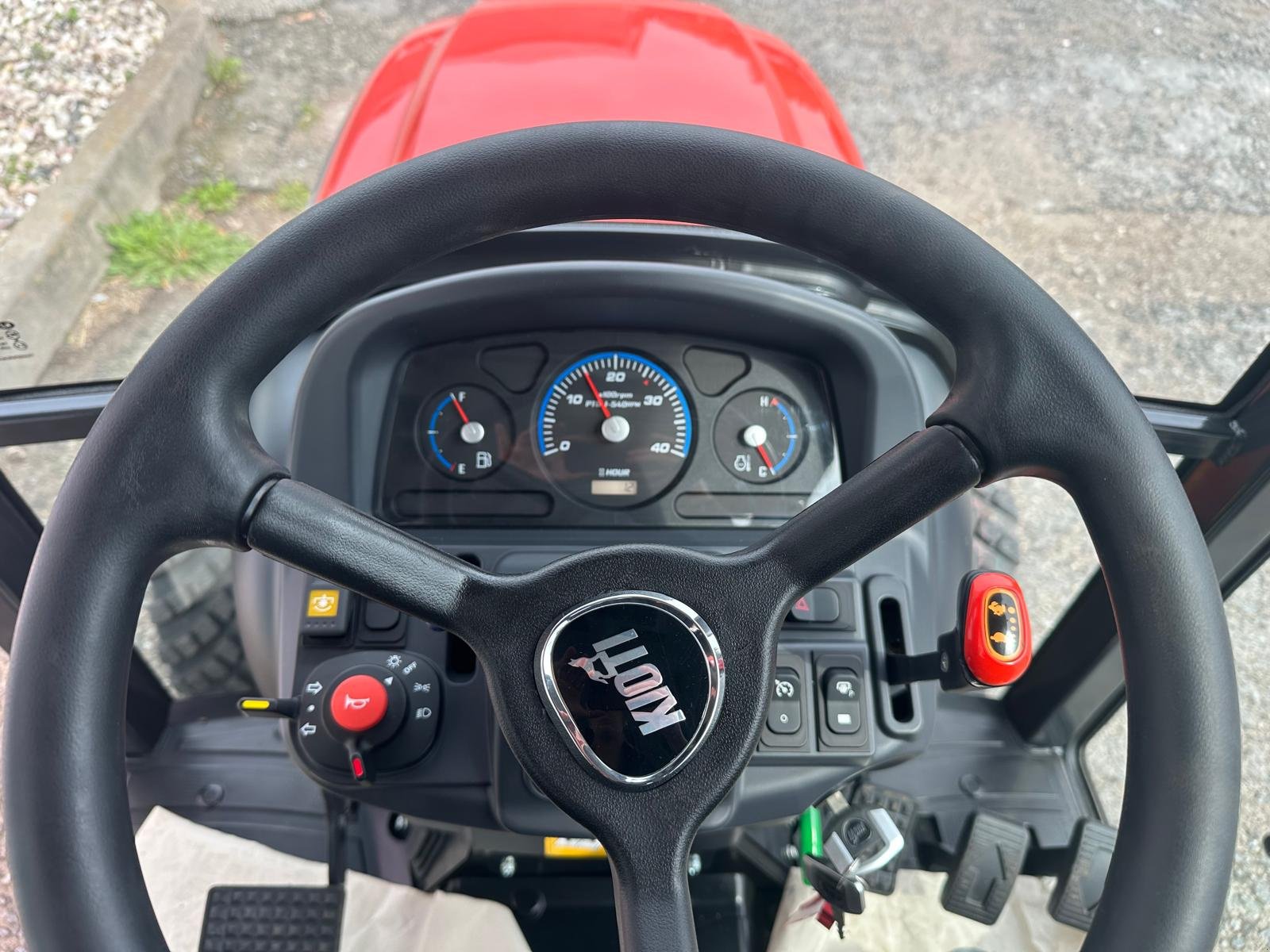 Kommunaltraktor za tip Kioti CX2510CH, Neumaschine u Klempau (Slika 9)