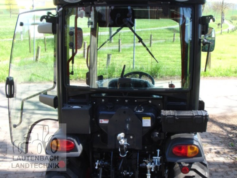 Kommunaltraktor des Typs Kioti CX2510CH, Neumaschine in Rollshausen (Bild 4)