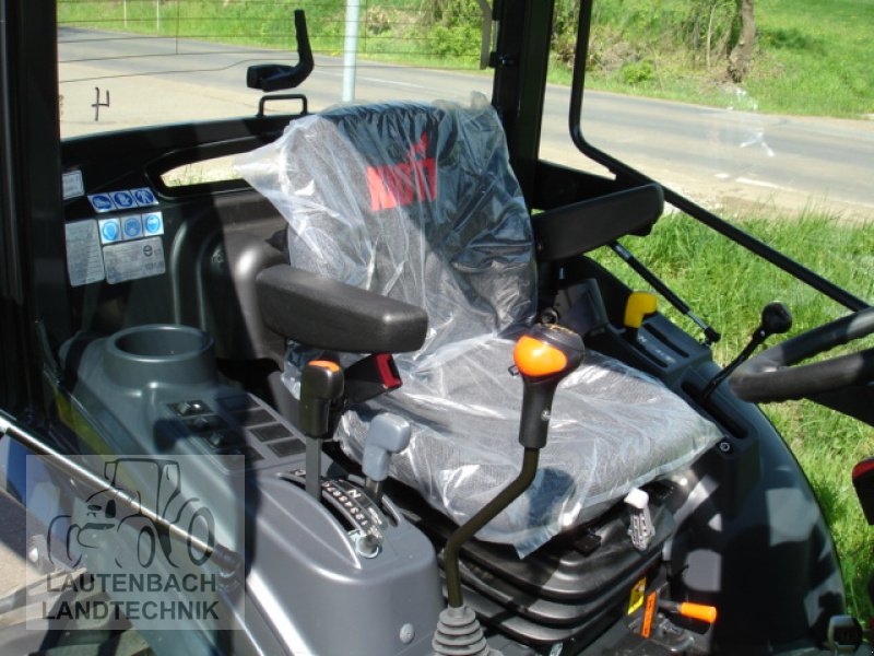 Kommunaltraktor des Typs Kioti CX2510CH, Neumaschine in Rollshausen (Bild 5)