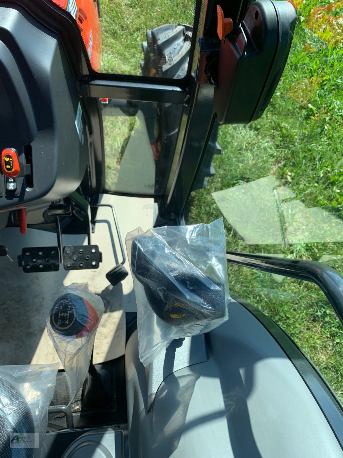 Kommunaltraktor tip Kioti DK 6020 C, Neumaschine in Ettringen OT Siebnach (Poză 8)