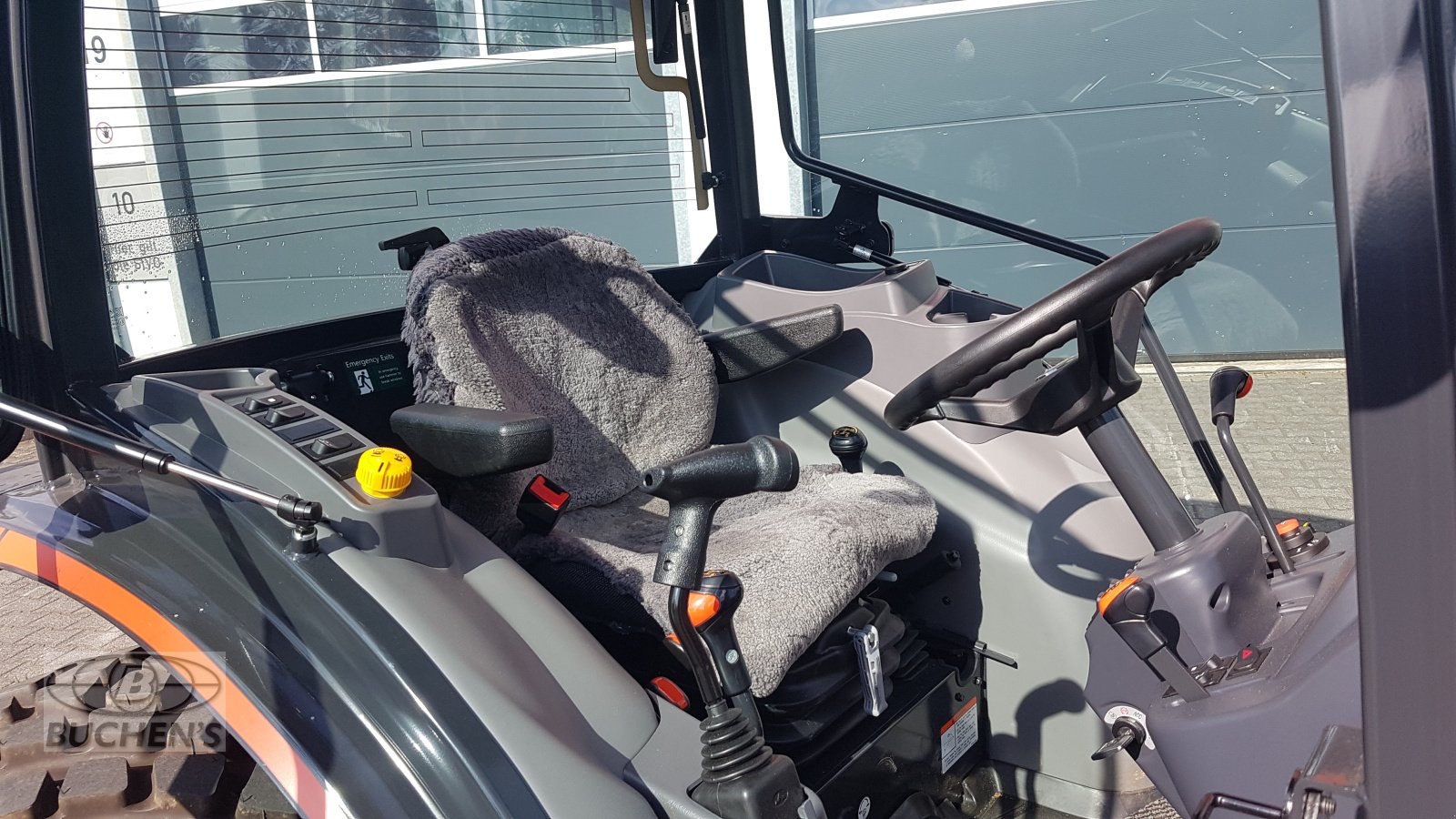 Kommunaltraktor typu Kioti DK4520, Gebrauchtmaschine v Olpe (Obrázek 4)