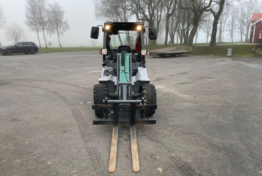 Kommunaltraktor des Typs Kramer KL 12,5, Gebrauchtmaschine in Neuenkirchen (Bild 2)
