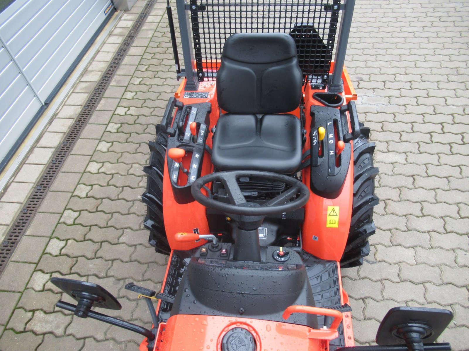 Kommunaltraktor typu Kubota B 1241, Neumaschine v Waischenfeld (Obrázek 8)