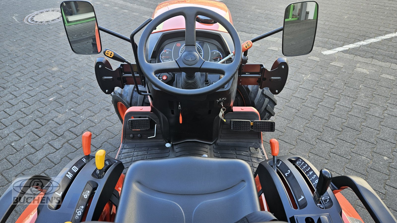 Kommunaltraktor typu Kubota B 2-261 D, Neumaschine v Olpe (Obrázek 9)