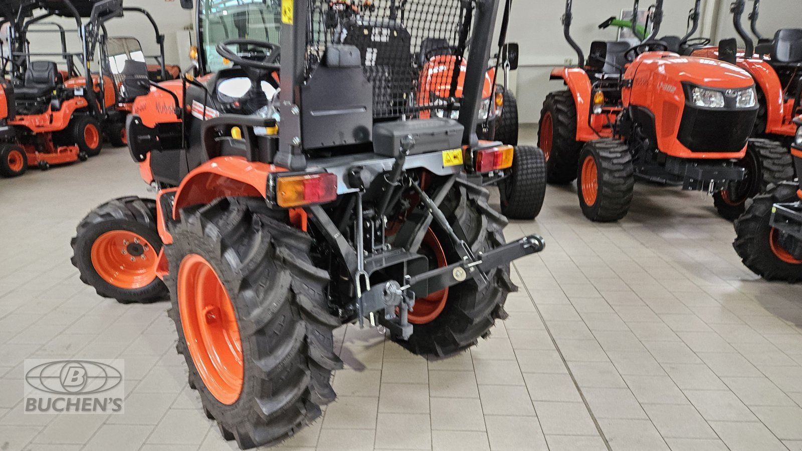 Kommunaltraktor typu Kubota B 2-261 D, Neumaschine v Olpe (Obrázek 11)