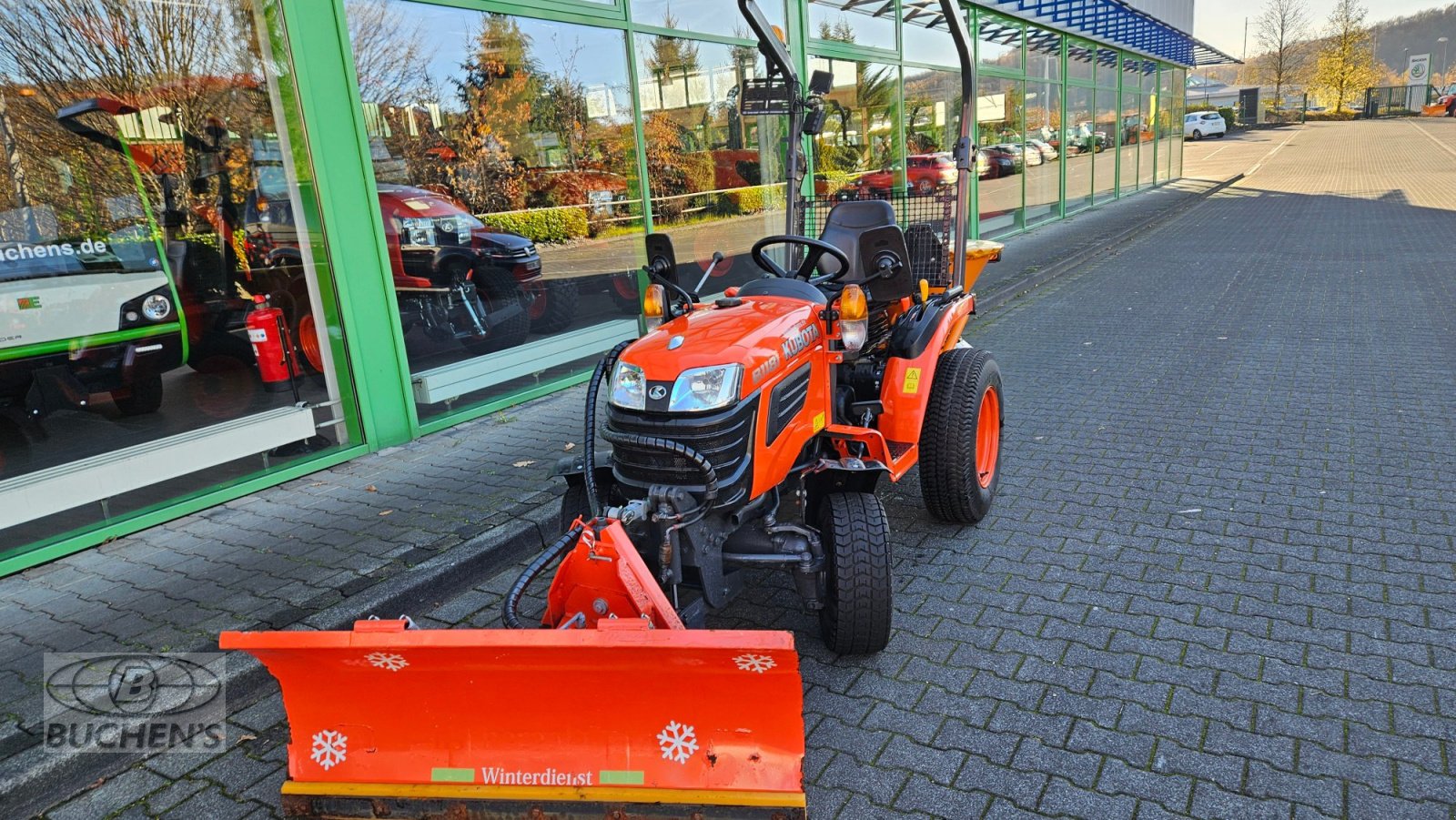Kommunaltraktor typu Kubota B1-181 Winterdienst, Gebrauchtmaschine v Olpe (Obrázek 5)