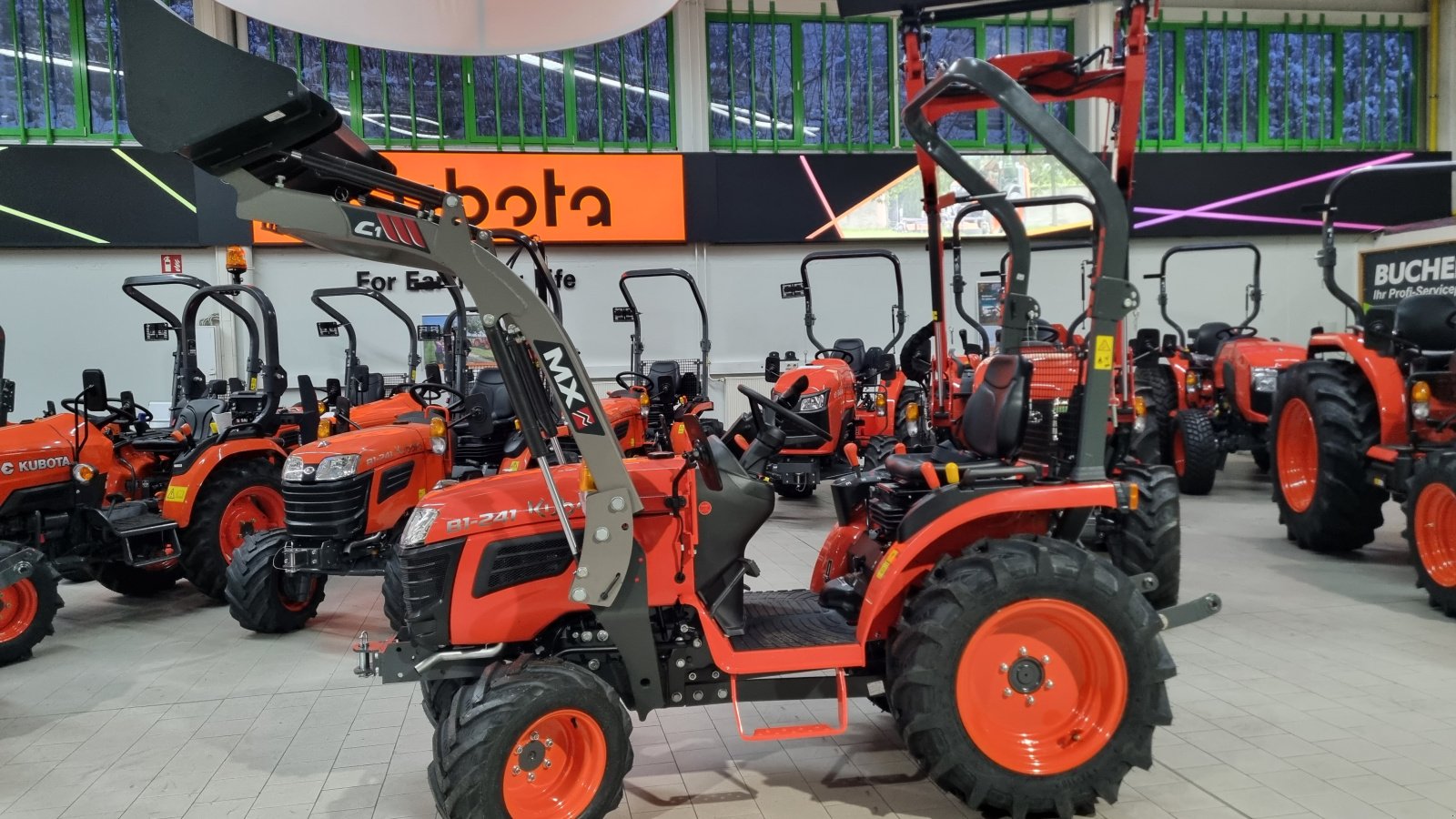 Kommunaltraktor des Typs Kubota B1-241 incl Frontlader, Neumaschine in Olpe (Bild 5)