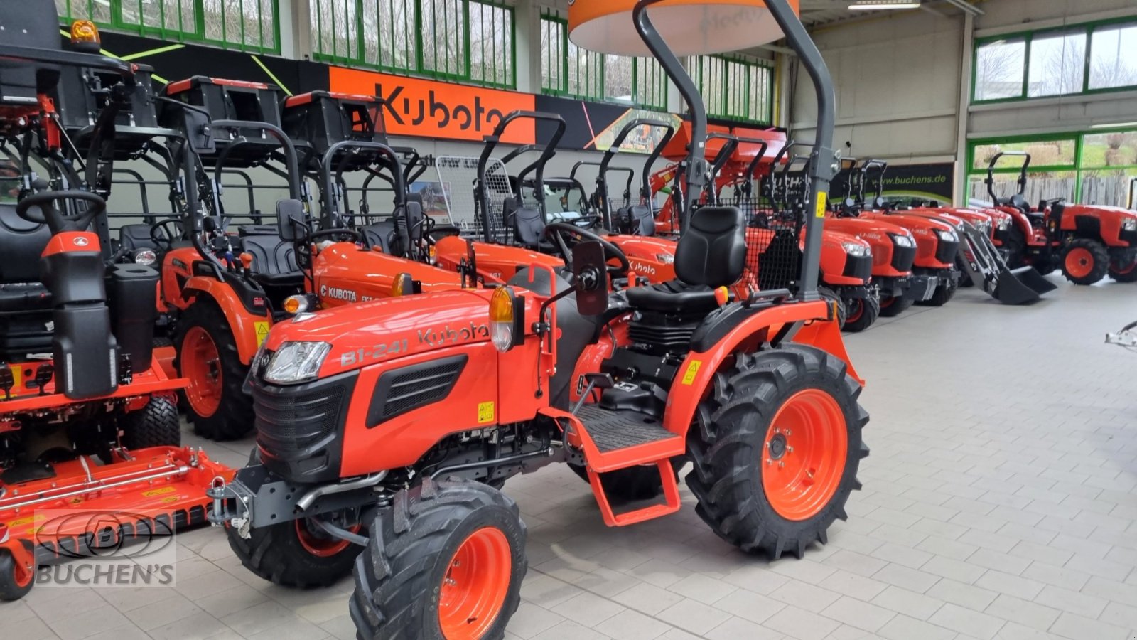 Kommunaltraktor typu Kubota B1-241, Neumaschine w Olpe (Zdjęcie 2)