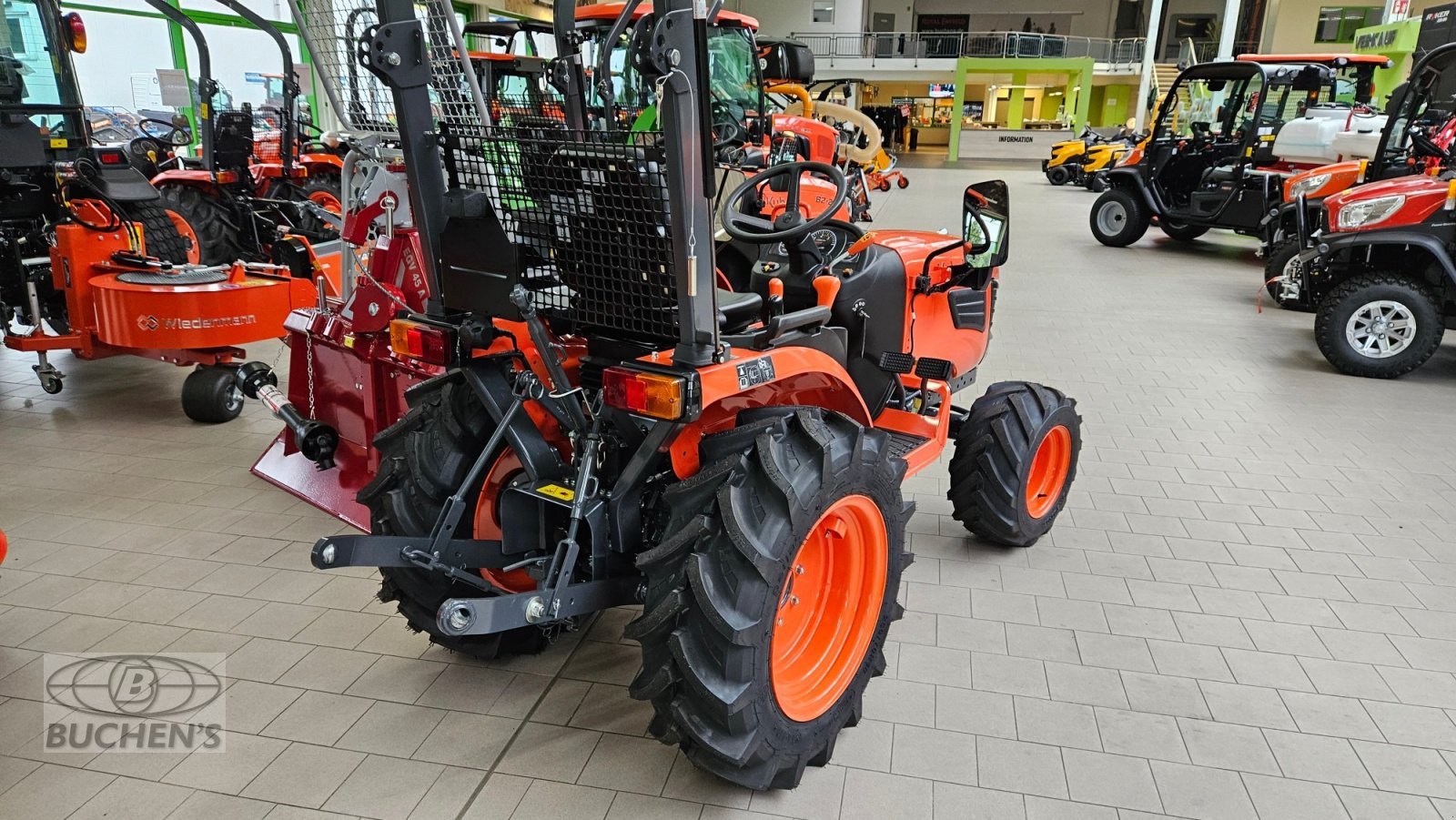 Kommunaltraktor typu Kubota B1-241, Neumaschine w Olpe (Zdjęcie 8)