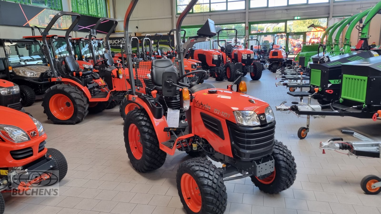 Kommunaltraktor tip Kubota B1181, Neumaschine in Olpe (Poză 1)