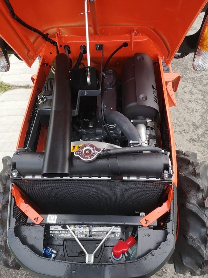 Kommunaltraktor des Typs Kubota B1241 D-EC, Neumaschine in NATTERNBACH (Bild 13)