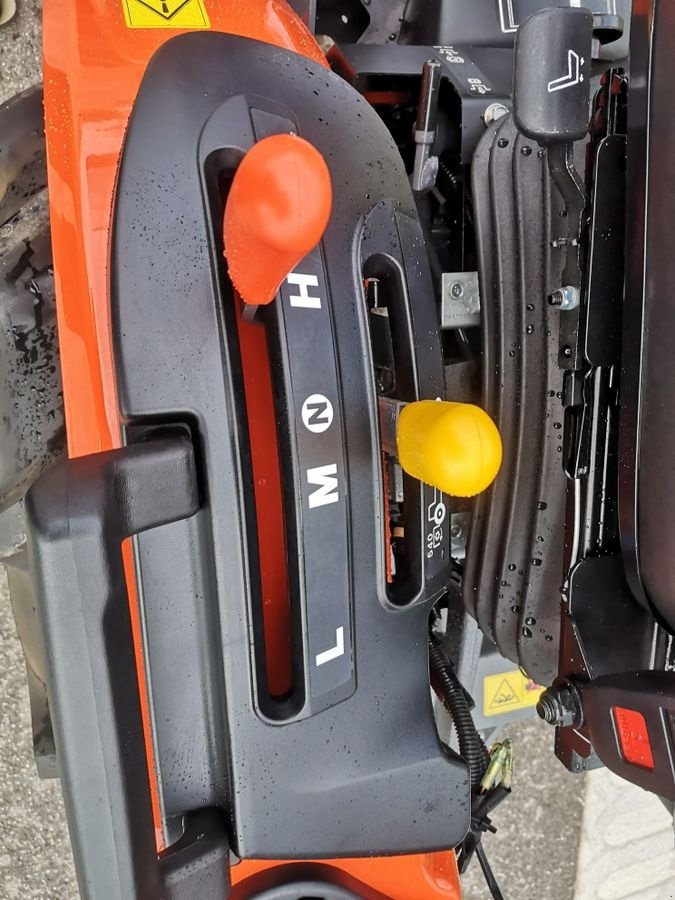 Kommunaltraktor des Typs Kubota B1241 D-EC, Neumaschine in NATTERNBACH (Bild 7)