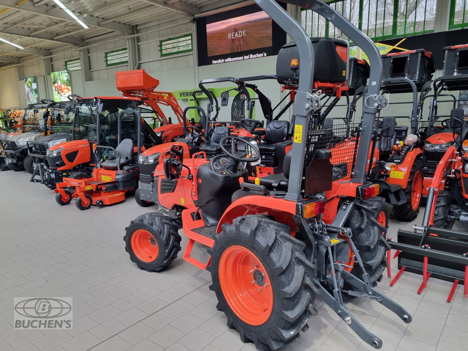 Kommunaltraktor typu Kubota B1241, Neumaschine v Olpe (Obrázek 4)