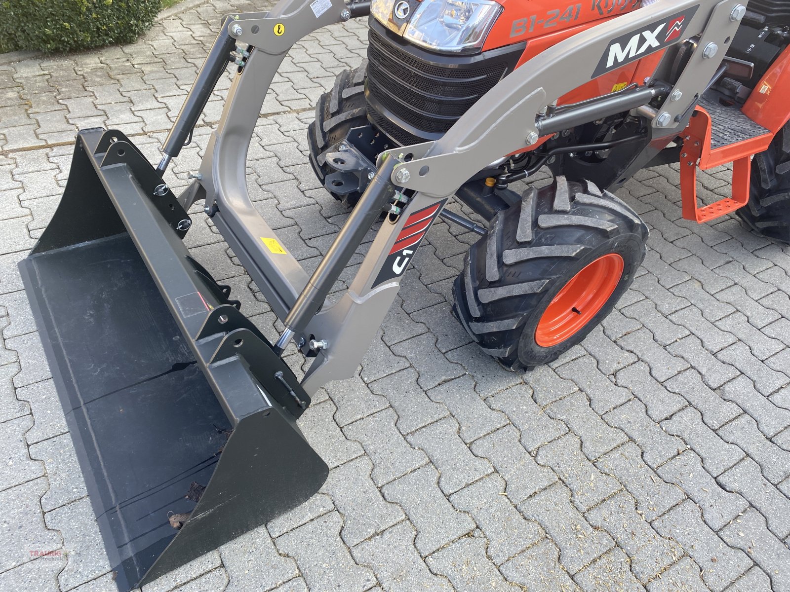 Kommunaltraktor typu Kubota B1241, Neumaschine v Mainburg/Wambach (Obrázek 8)
