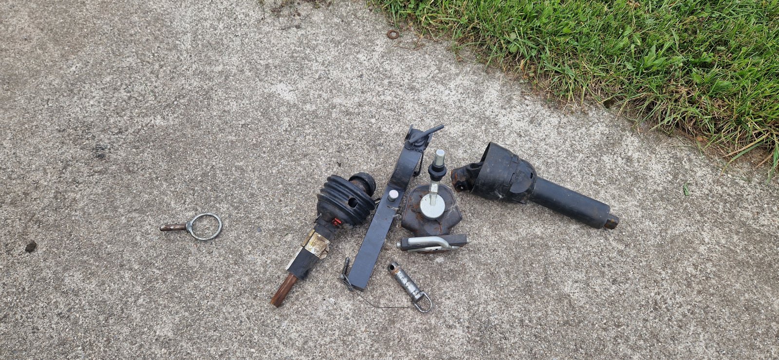 Kommunaltraktor typu Kubota B2 231 290h Klima Winterdienst EZ 28.12.2021 Mähwerk Salzstreuer Schneepflug, Gebrauchtmaschine v Palling (Obrázek 20)