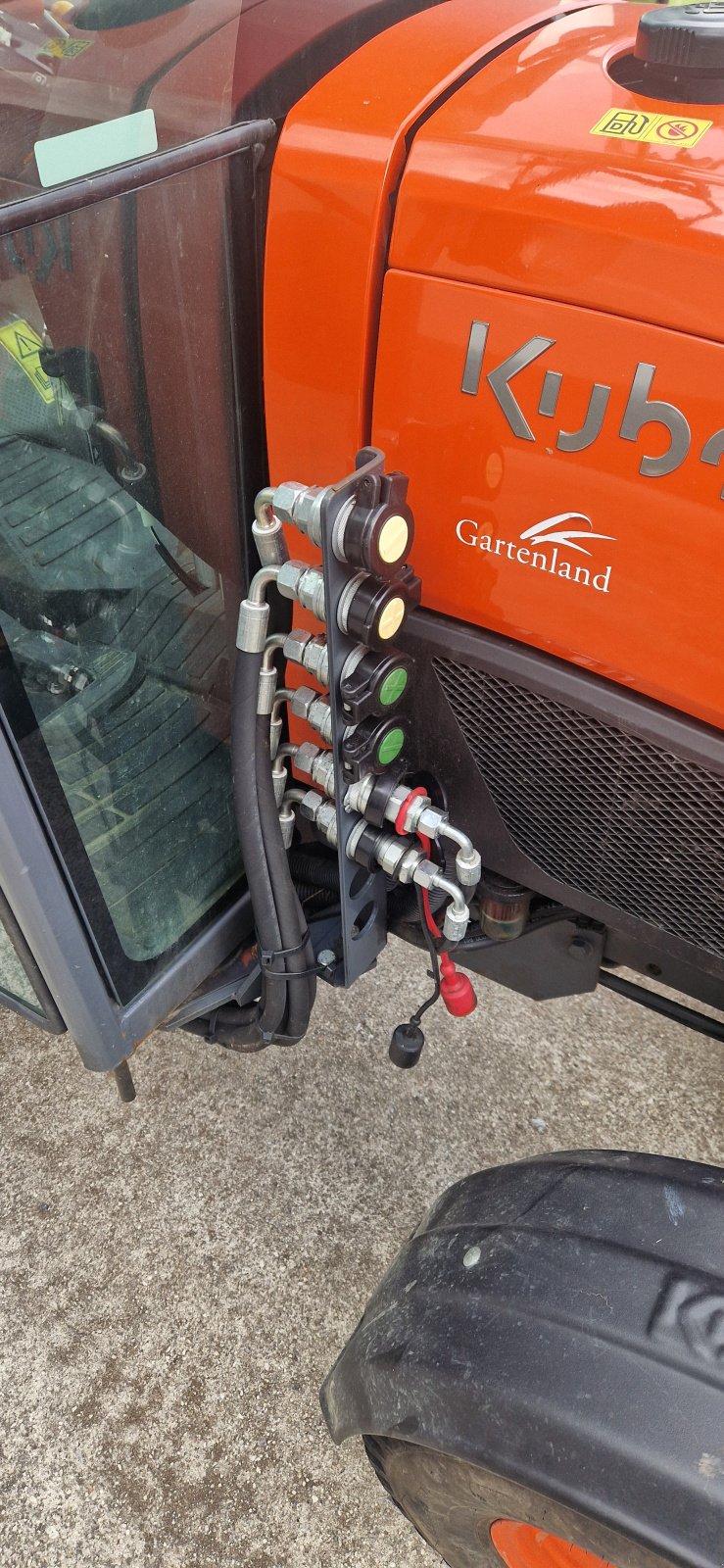 Kommunaltraktor typu Kubota B2 231 290h Klima Winterdienst EZ 28.12.2021 Mähwerk Salzstreuer Schneepflug, Gebrauchtmaschine v Palling (Obrázek 21)