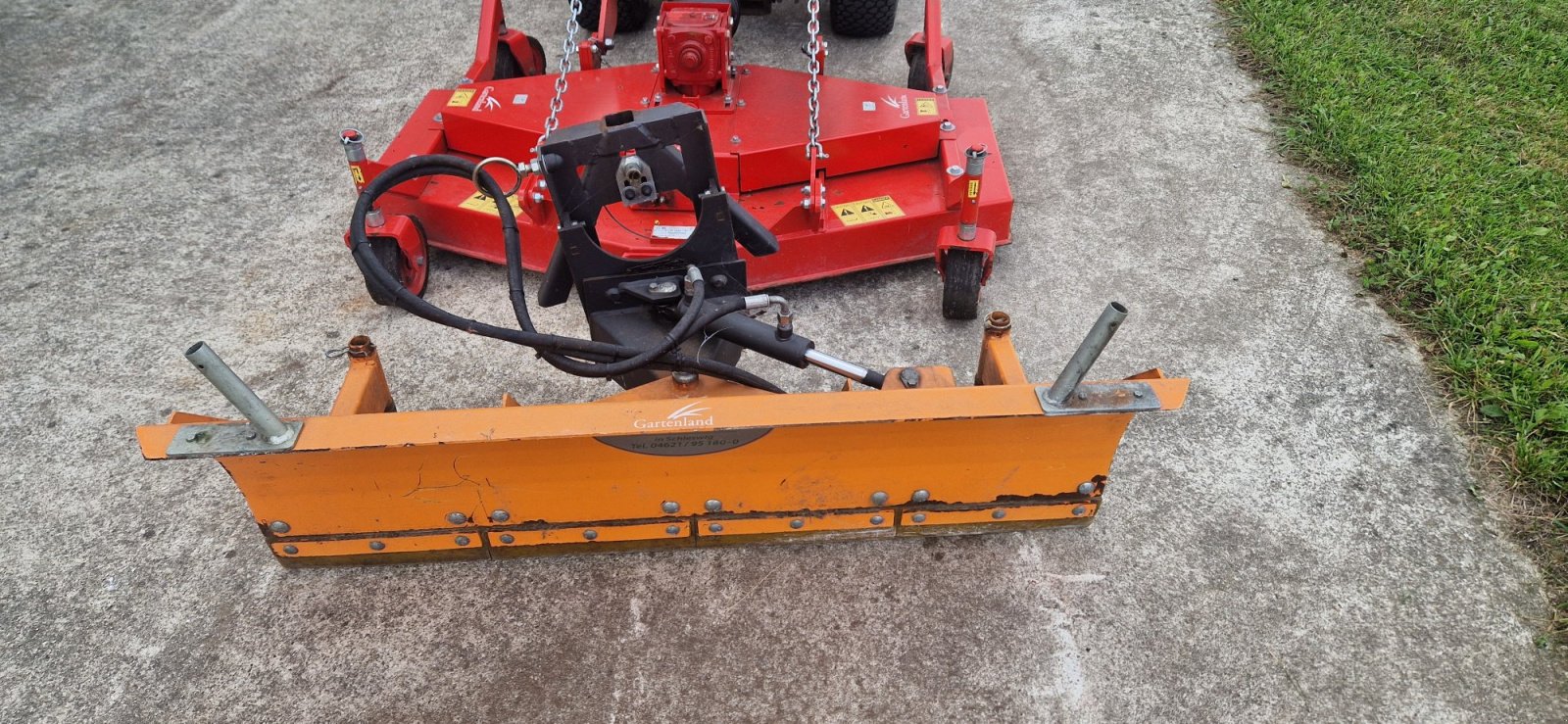 Kommunaltraktor tip Kubota B2 231 290h Klima Winterdienst EZ 28.12.2021 Mähwerk Salzstreuer Schneepflug, Gebrauchtmaschine in Palling (Poză 16)