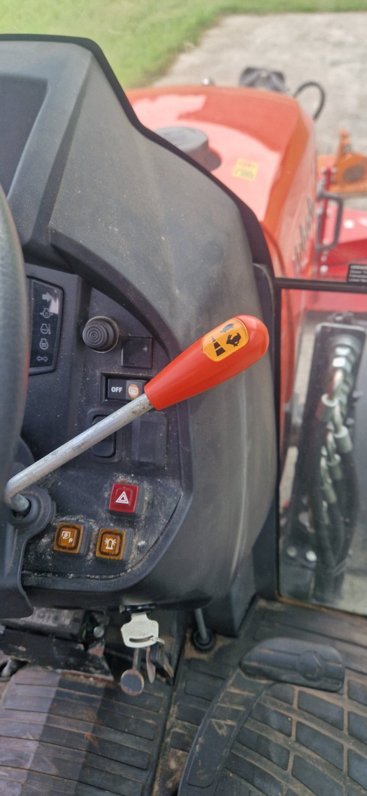 Kommunaltraktor typu Kubota B2 231 290h Klima Winterdienst EZ 28.12.2021 Mähwerk Salzstreuer Schneepflug, Gebrauchtmaschine w Palling (Zdjęcie 12)