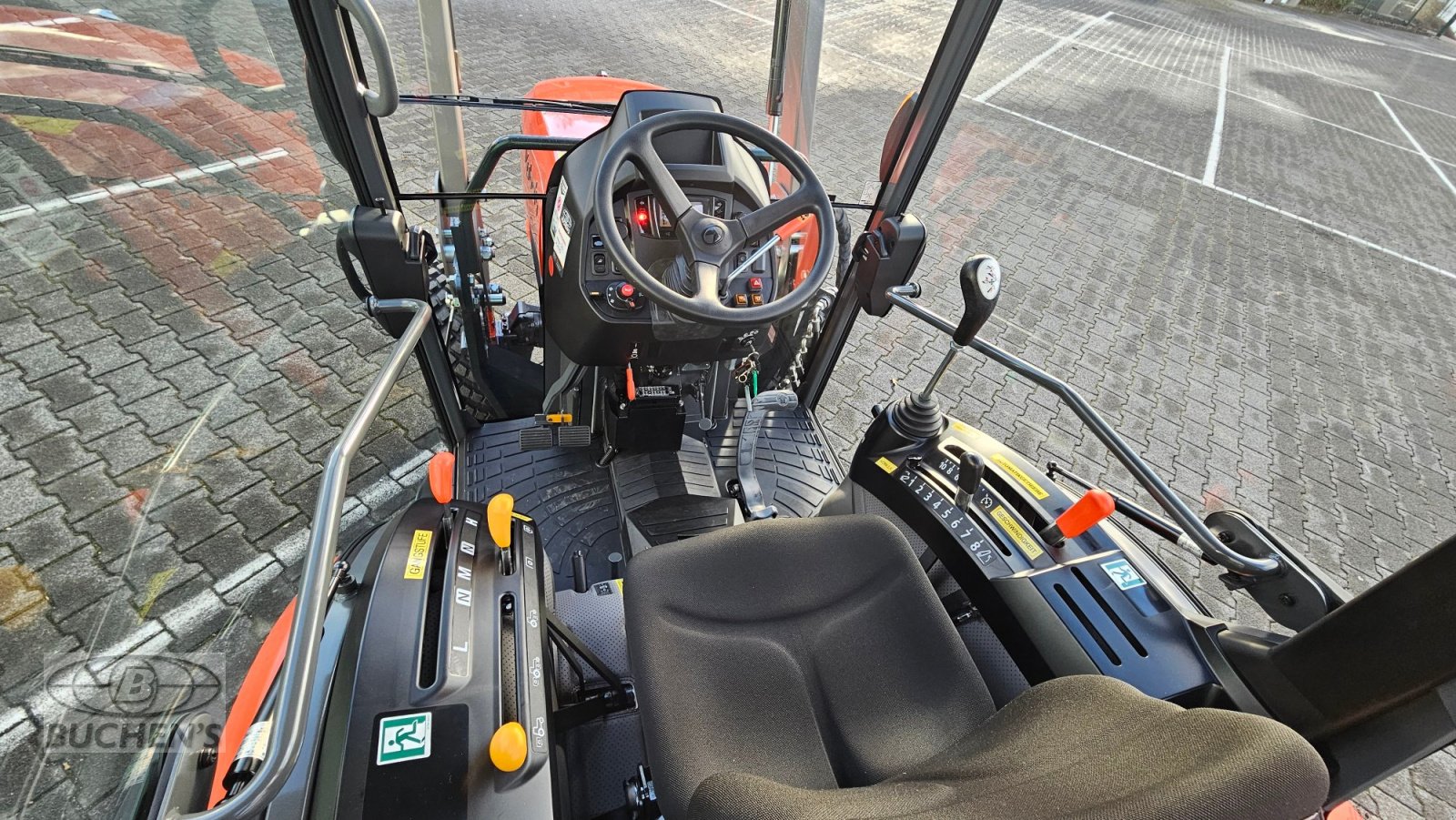 Kommunaltraktor typu Kubota B2-231 CAB, Gebrauchtmaschine v Olpe (Obrázek 18)