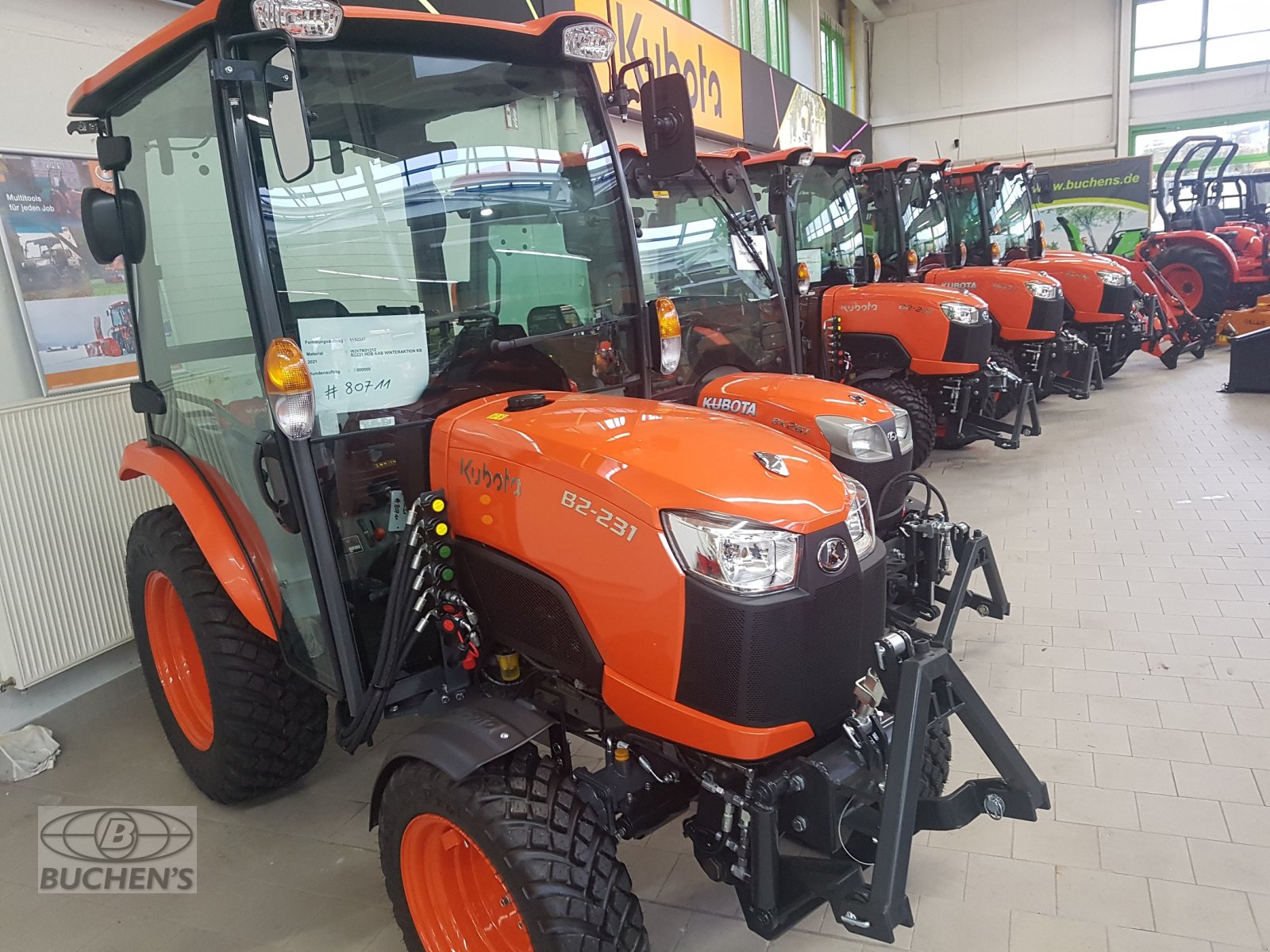 Kommunaltraktor des Typs Kubota B2-231H CAB, Neumaschine in Olpe (Bild 5)