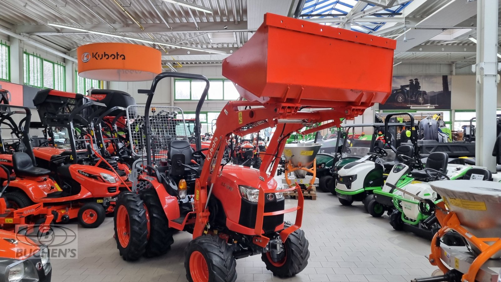 Kommunaltraktor des Typs Kubota B2-261 ROPS, Neumaschine in Olpe (Bild 1)