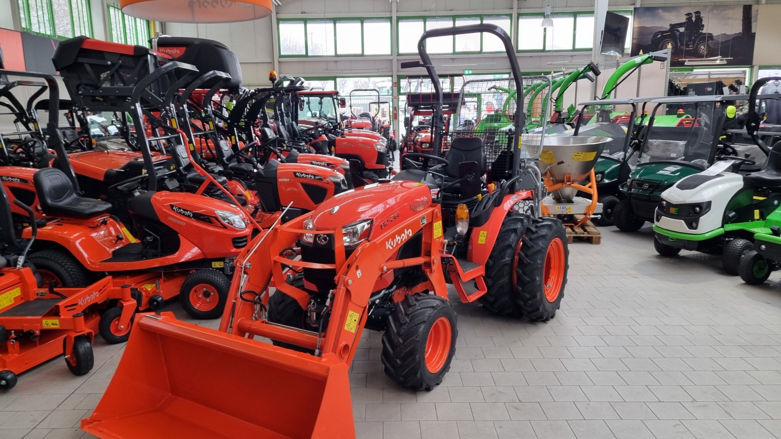 Kommunaltraktor des Typs Kubota B2-261 ROPS, Neumaschine in Olpe (Bild 11)