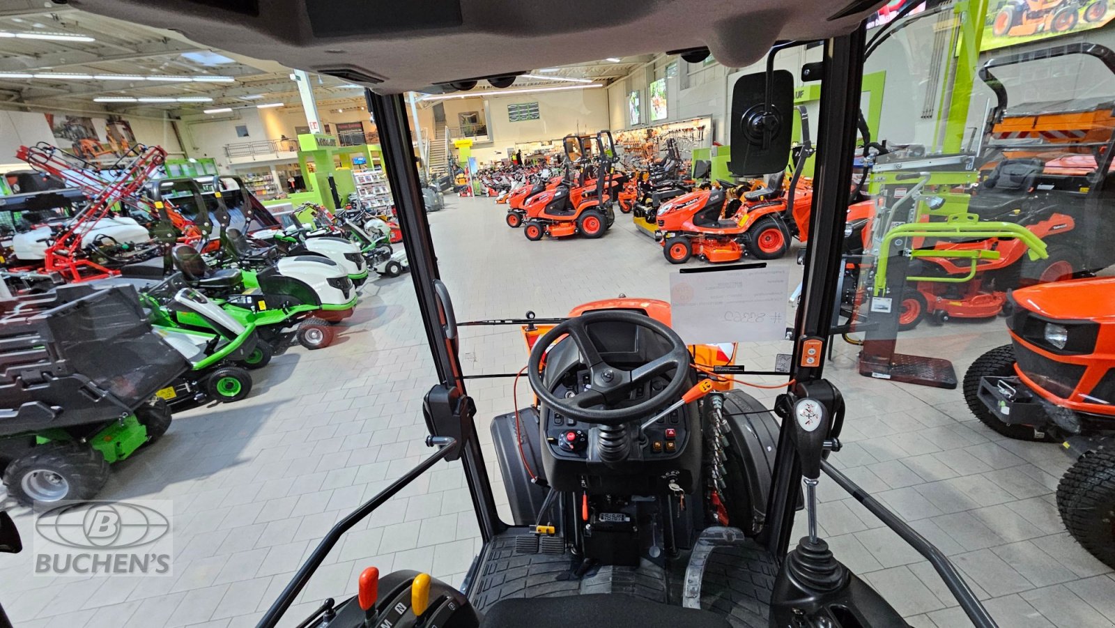 Kommunaltraktor a típus Kubota B2-261 Winterdienst, Neumaschine ekkor: Olpe (Kép 10)