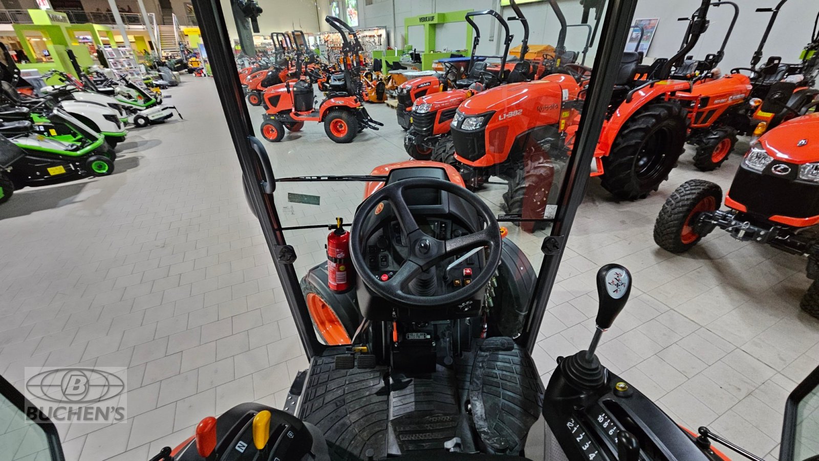 Kommunaltraktor del tipo Kubota B2-261, Neumaschine en Olpe (Imagen 13)