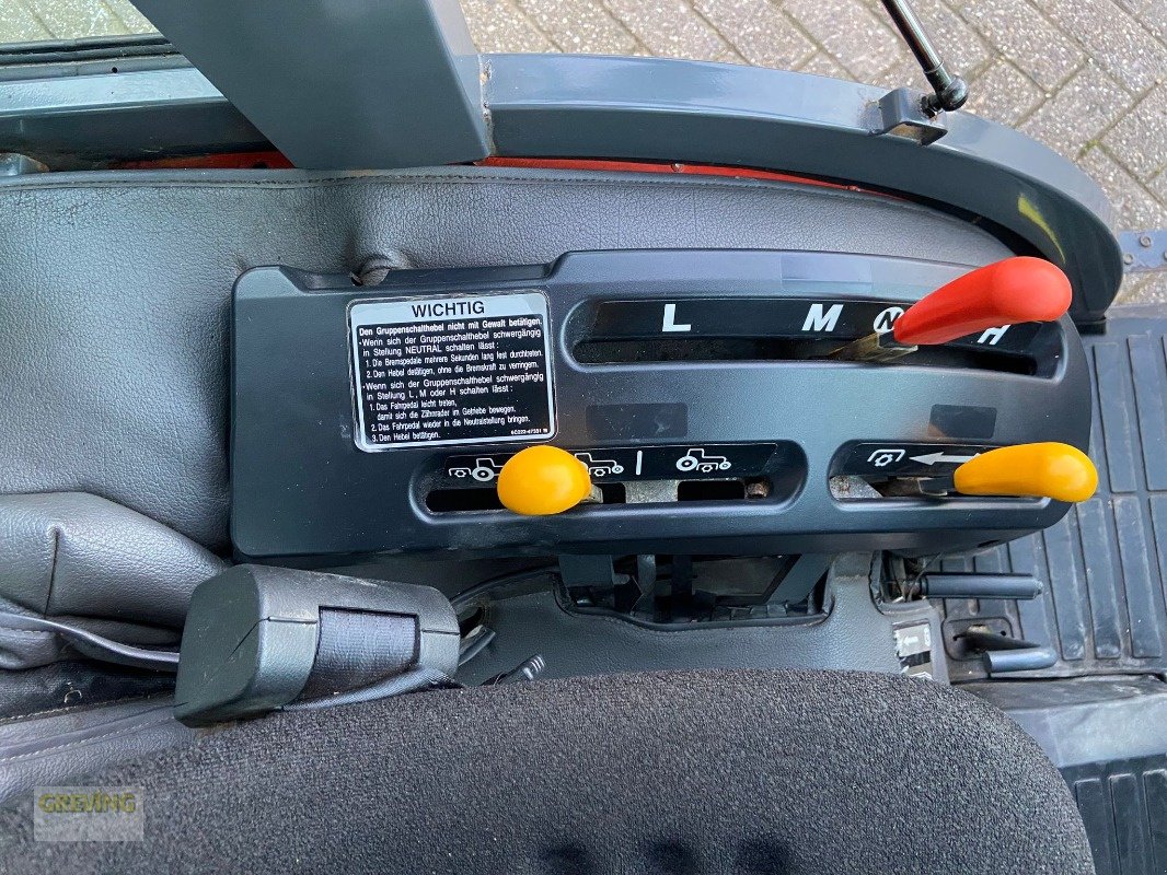 Kommunaltraktor des Typs Kubota B2230 inkl. Schneeschild / Salzstreuer / Kehrmaschine, Gebrauchtmaschine in Ahaus (Bild 11)