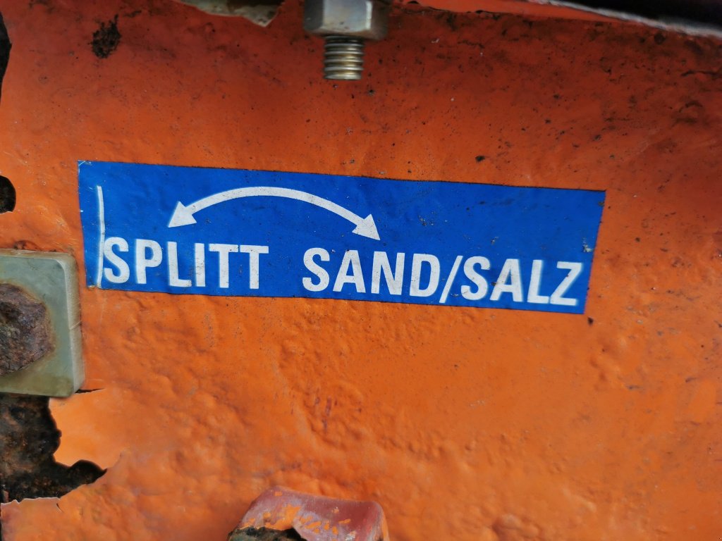 Kommunaltraktor des Typs Kubota BX 2350 Allrad Hydrostat alle inkl. Schneeschild 1.40m und Streugerät, Gebrauchtmaschine in Pfarrkirchen im Mühlkreis (Bild 24)