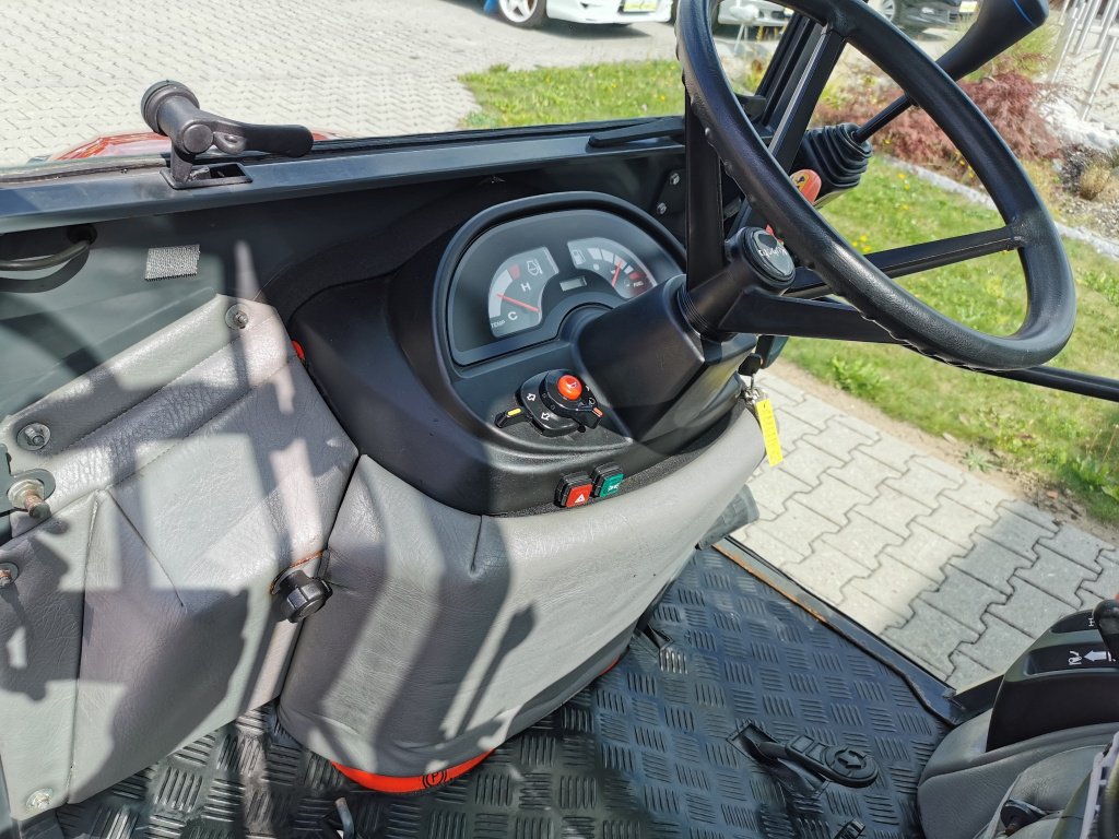 Kommunaltraktor des Typs Kubota BX 2350 Allrad Hydrostat alle inkl.Schneeschild 1.40m und Streugerät, Gebrauchtmaschine in Pfarrkirchen im Mühlkreis (Bild 13)