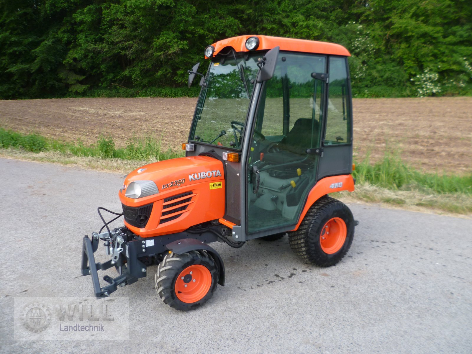 Kommunaltraktor des Typs Kubota BX 2350, Gebrauchtmaschine in Rudendorf (Bild 1)