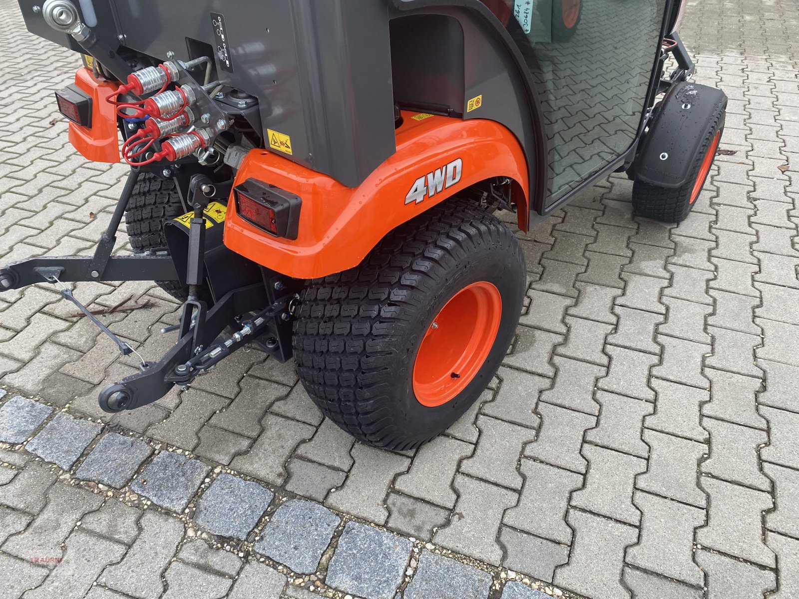 Kommunaltraktor typu Kubota BX 261 CAB, Neumaschine v Mainburg/Wambach (Obrázek 3)