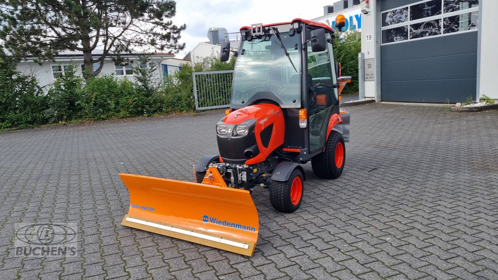 Kommunaltraktor des Typs Kubota BX 261 Winterdienst, Neumaschine in Olpe (Bild 9)