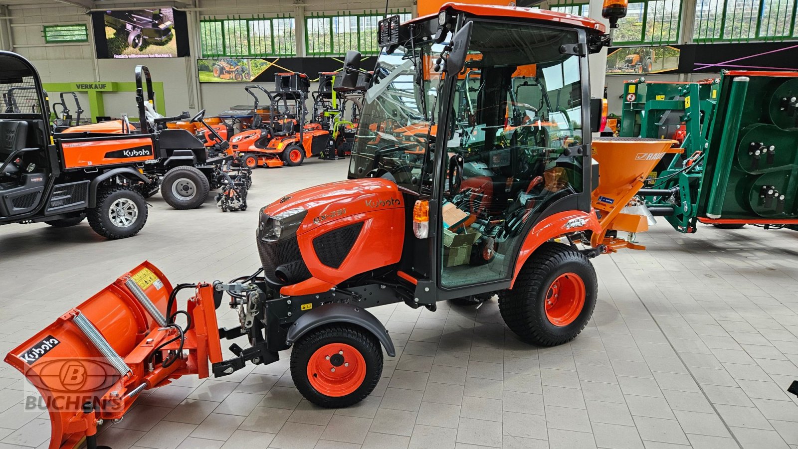 Kommunaltraktor typu Kubota BX231 Winterdienst, Neumaschine v Olpe (Obrázek 12)